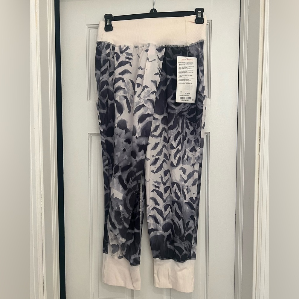 NEW Lululemon Dance to Yoga Pants